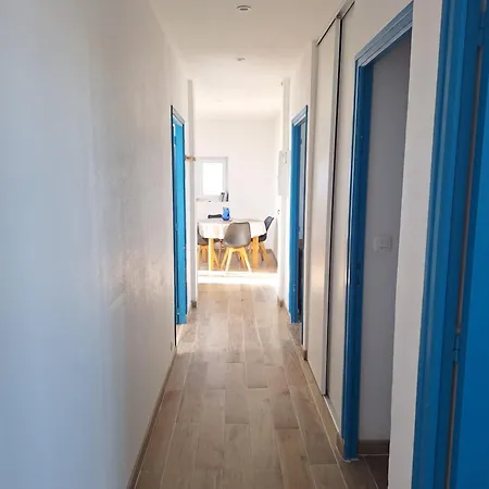 Les Chardons Bleus Apartment *